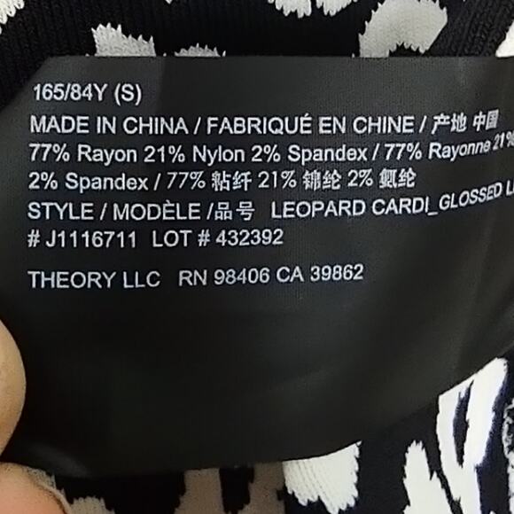 Theory Leopard Print V-Neck Cardigan Size Small Flawed - Picture 16 of 16